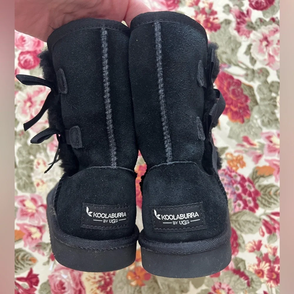 Kid Ugg boots - Picture 7 of 8